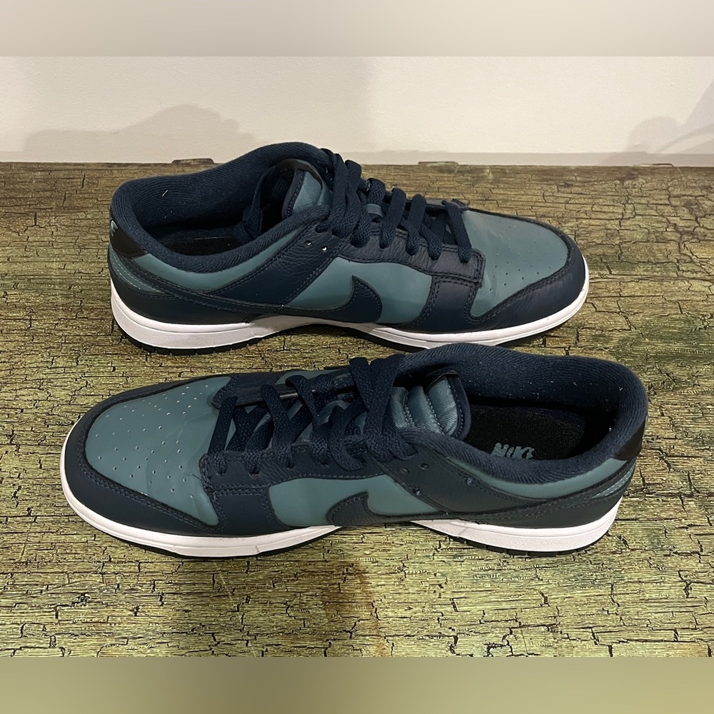 Nike Dunk Low Mineral Slate/Armory Navy Size 11 EUC